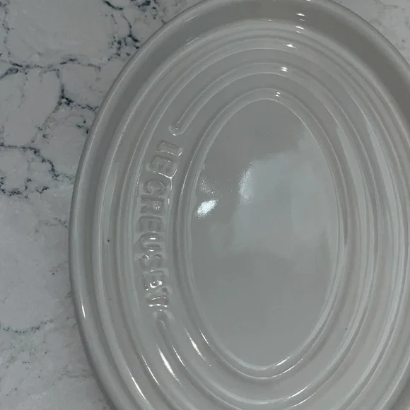 Le Creuset spoon rest in white NWT - Picture 4 of 4